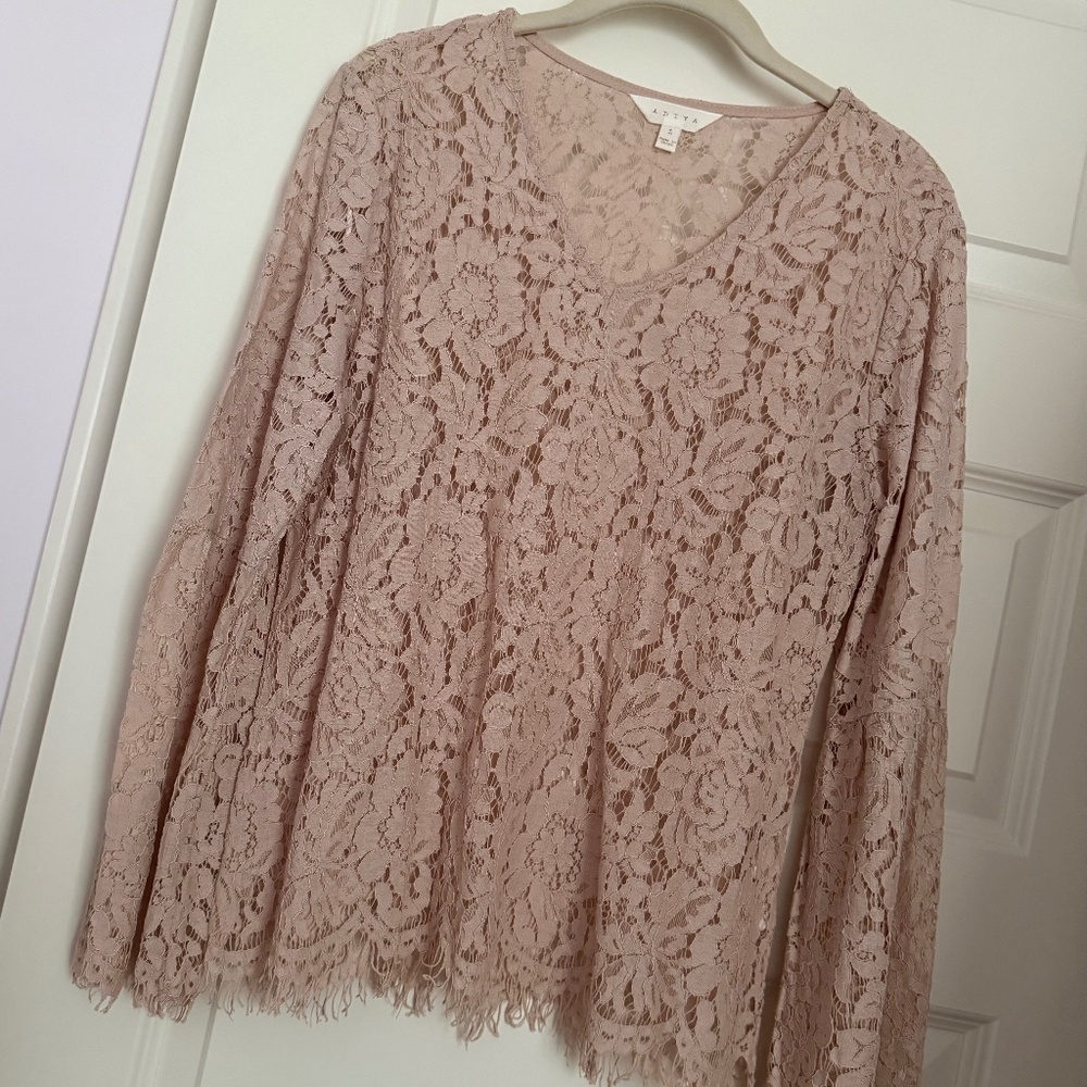 Lace V-Neck Top, Un Lined, 3/4 Sleeve, Sz L, ADIVA
